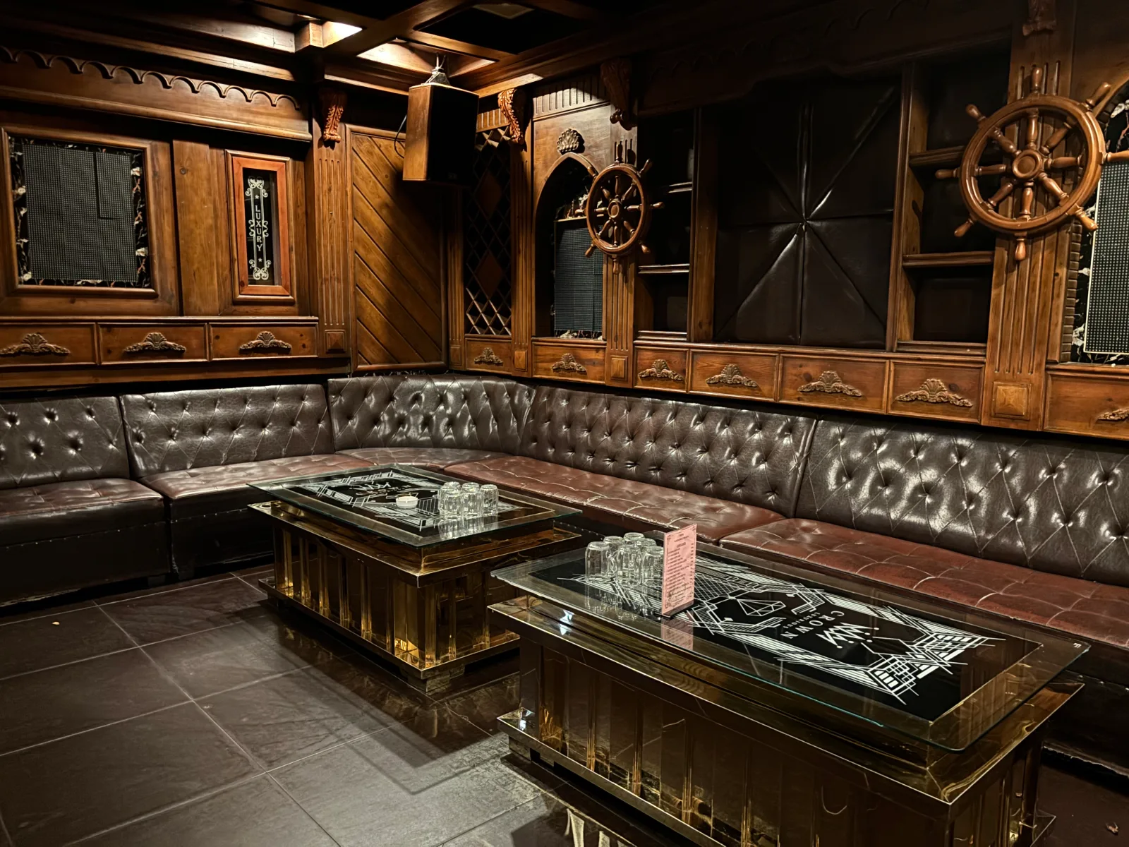 크라운 가라오케  사진 5